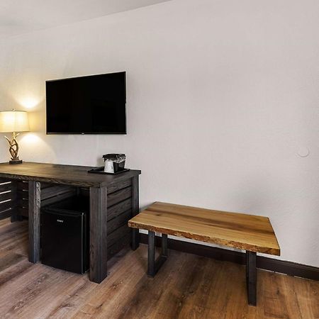 Travelodge By Wyndham Emlenton ภายนอก รูปภาพ